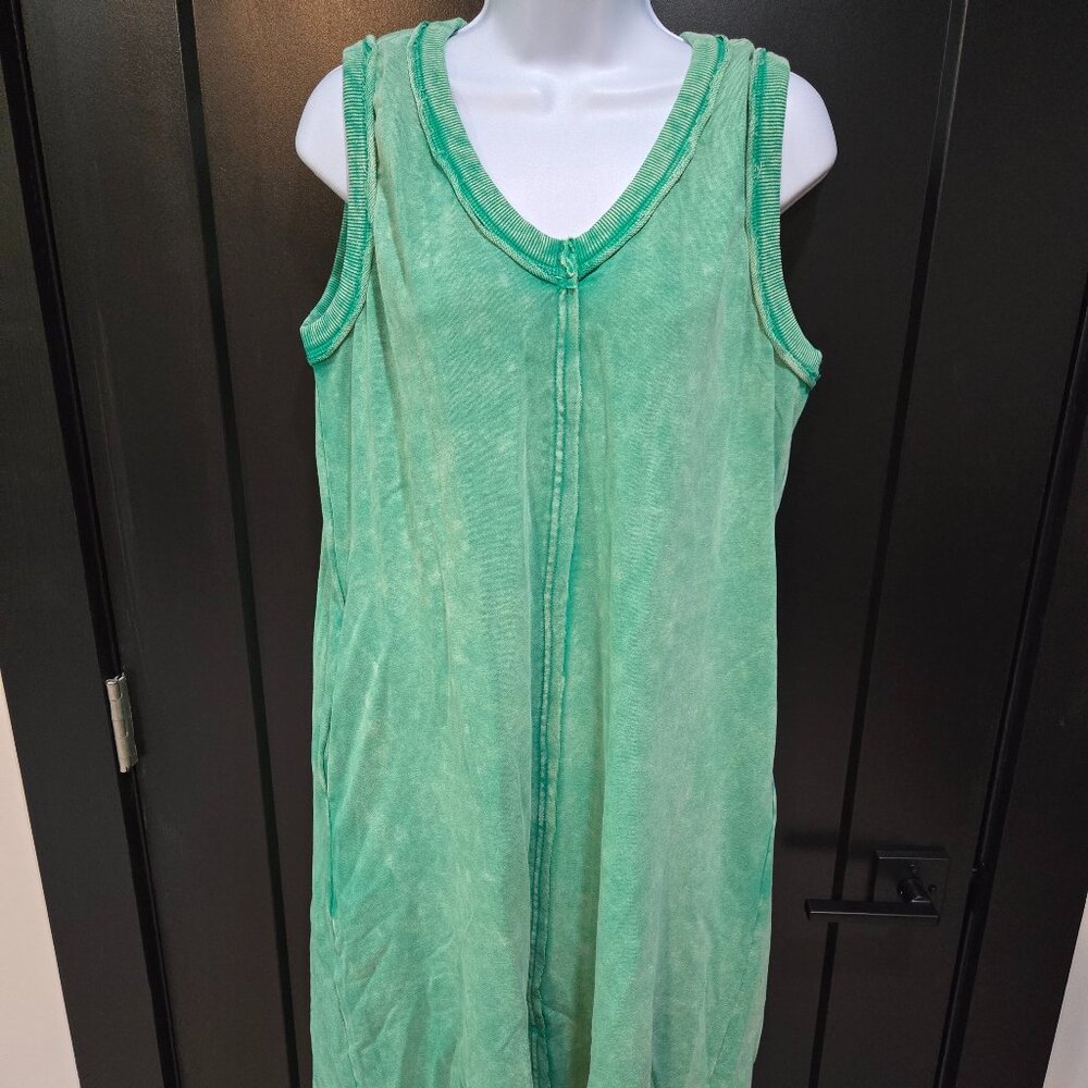Jodifl Sweatshirt Green Dress Sz L NWT